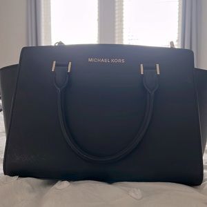 Michael Kors handbag with removable shoulder strap